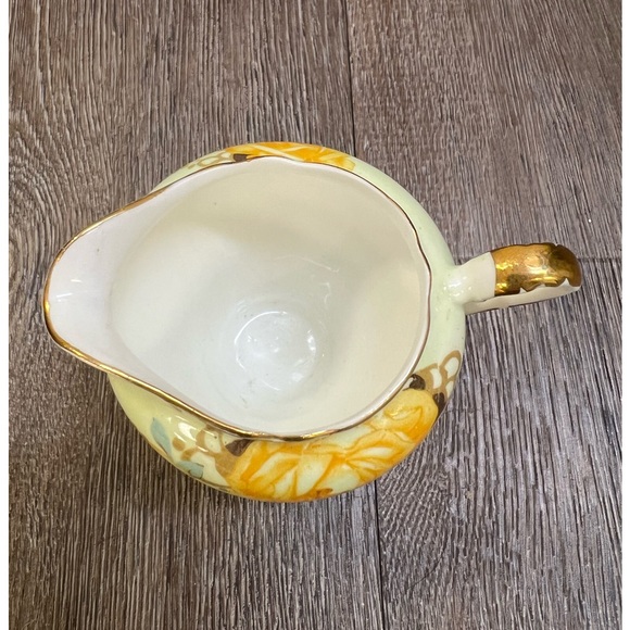 RARE Vintage Aynsley yellow rose creamer - Picture 4 of 6